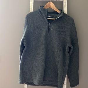 The north face 1/4 zip.